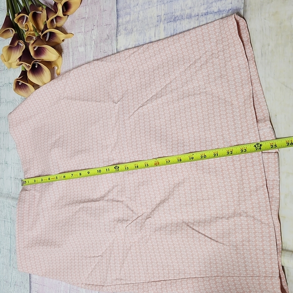 Attyre New York Pencil Skirt - Picture 6 of 6